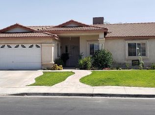 5401 San Martin Dr, Bakersfield, CA 93307