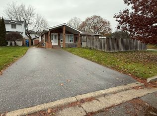 714 Greenoch Ct, Oshawa, ON L1J 6H4