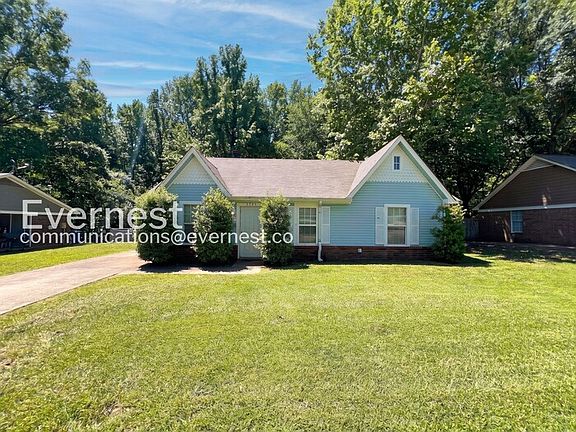 2nd image of 5565 Chapel Hill Dr