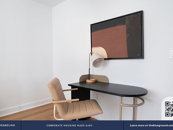 4th image of 160 E 48th St APT 12B