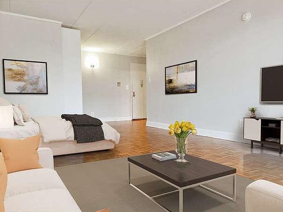 2nd image of 32 Park Ave #5P