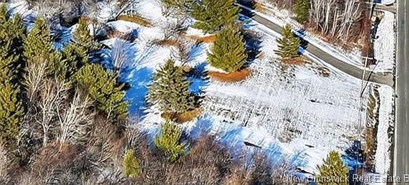 4th image of 861 Front Mountain Rd