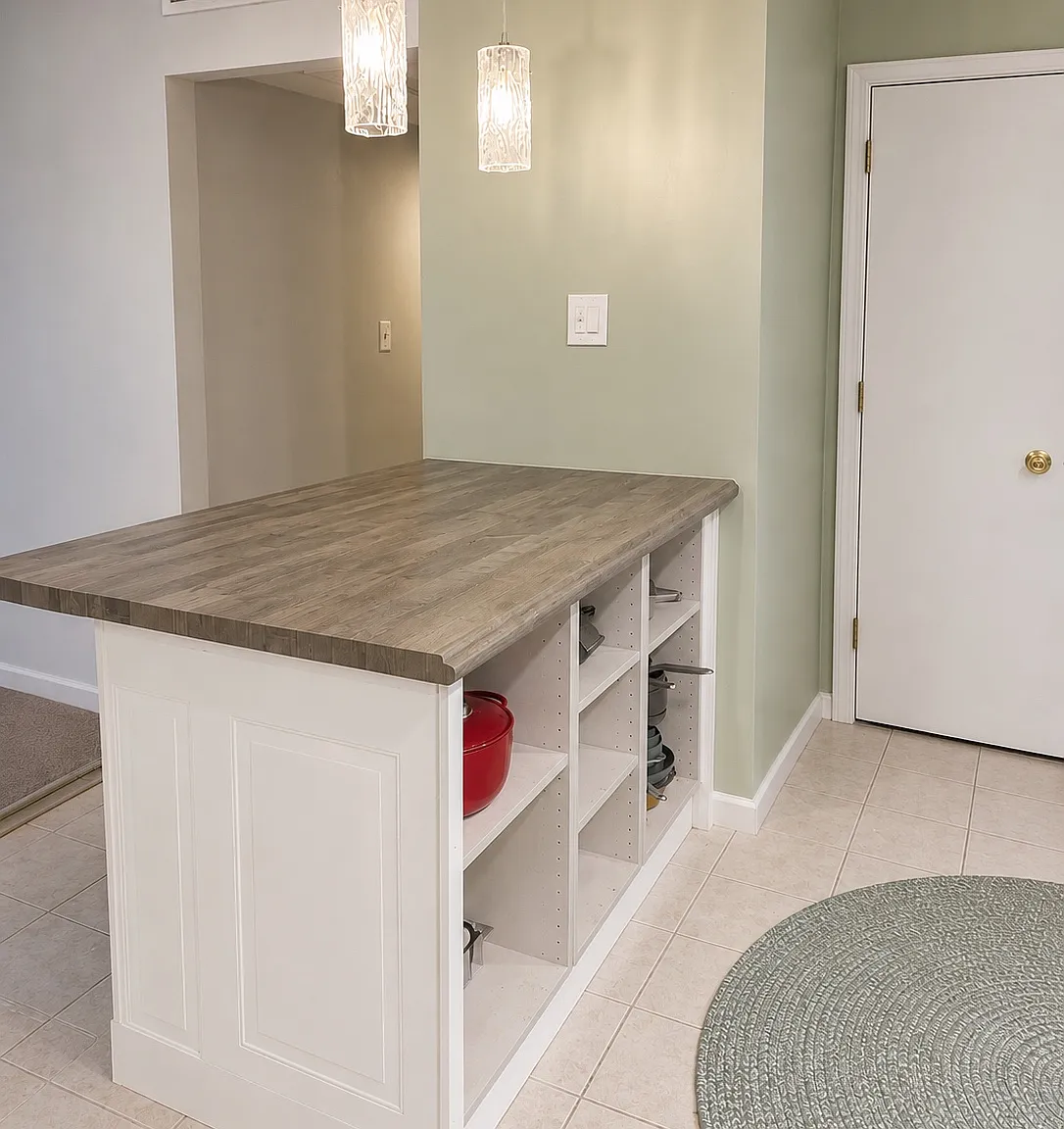 4 bed, 1265 sqft, $1,700 — Photo 3