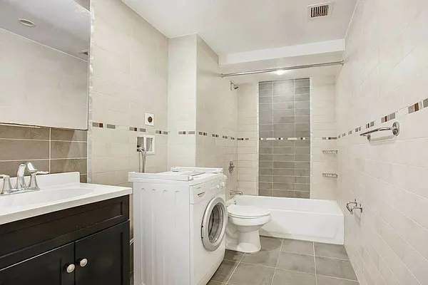 Rented by Compass | media 7