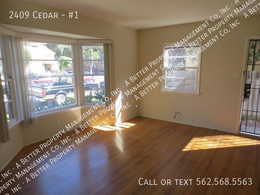 1st image of 2409 Cedar Ave APT 1