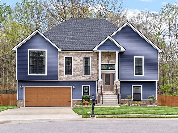 2nd image of 113 Brumfield Ct