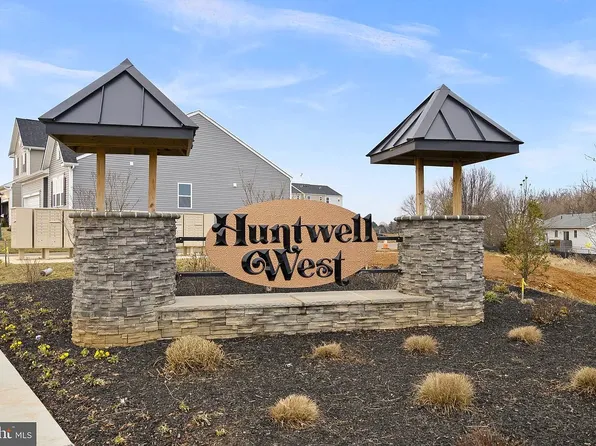 319 Huntwell West Blvd, Ranson, WV 25438