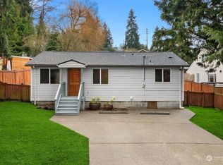 803 NE 105th St, Seattle, WA