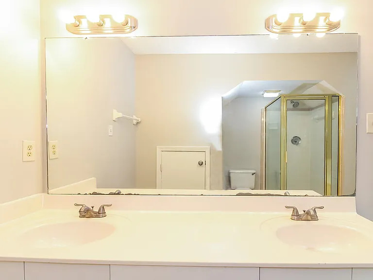 8183 Walnut Valley Cv — Photo 12