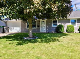 757 Locke Ct, Nappanee, IN 46550