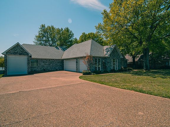 5th image of 227 Lakeside Dr