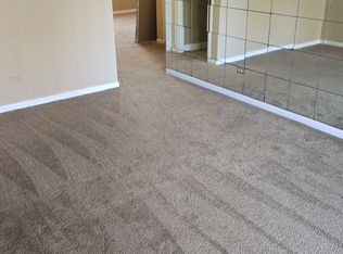 14501 Lamon Ave APT 101, Midlothian, IL 60445