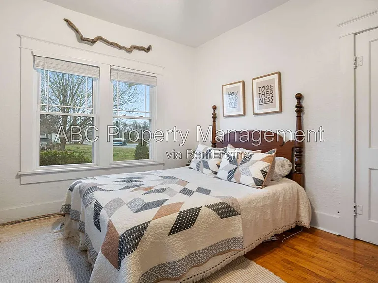 401 W Price Ave — Photo 3