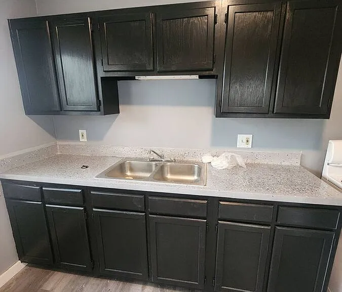 10615 Tacoma Ave — Photo 14