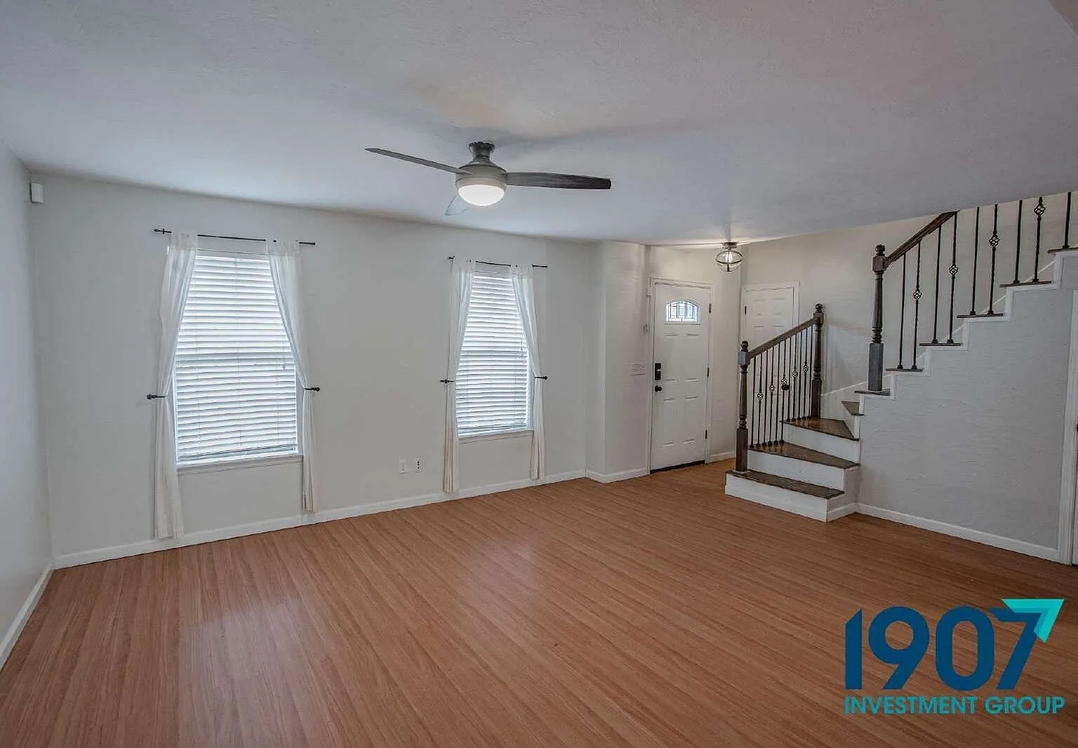 3 bed, 2.0 bath, 1363 sqft, $1,699 — Photo 4