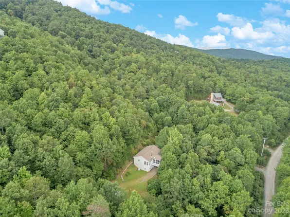 130 High Rock Acres Dr, Black Mountain, NC 28711