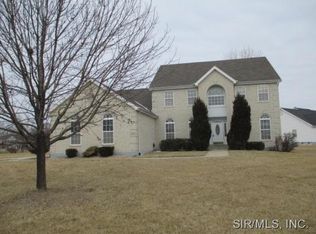1153 Chatham Dr, Shiloh, IL