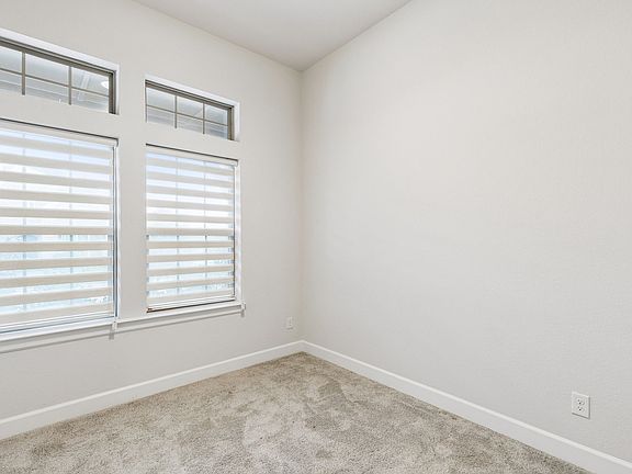 3rd image of 2501 Collier St