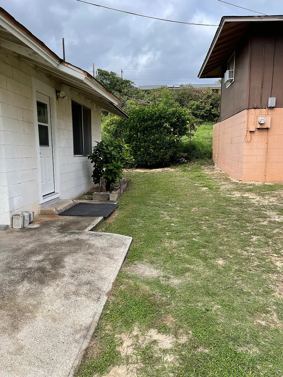 Building Photo - 387 Leleihoku St #B