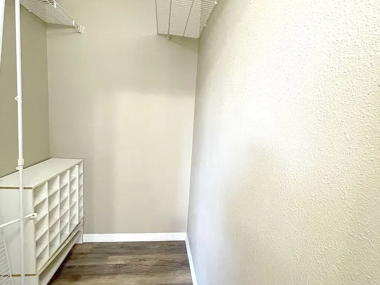 12751 Woodbury Oaks Dr — Photo 14