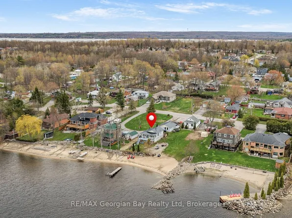 12 Robins Point Rd, Tay, ON L0K 2A0