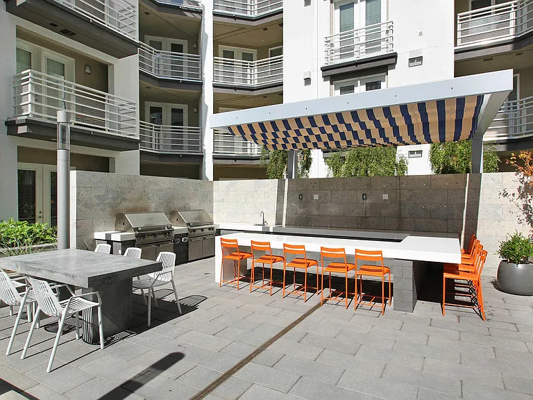 Courtyard and BBQ Grilling Area
