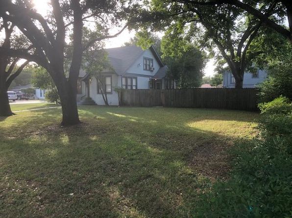 1507 Saint Vincent St, Gonzales, TX 78629