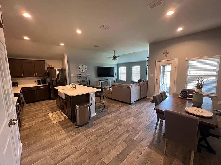 208 High Point Way — Photo 13