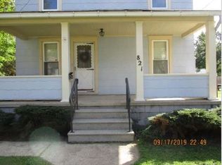 821 W 10th St, Lorain, OH