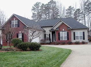 2819 Barnard Castle Ln, Matthews, NC 28104
