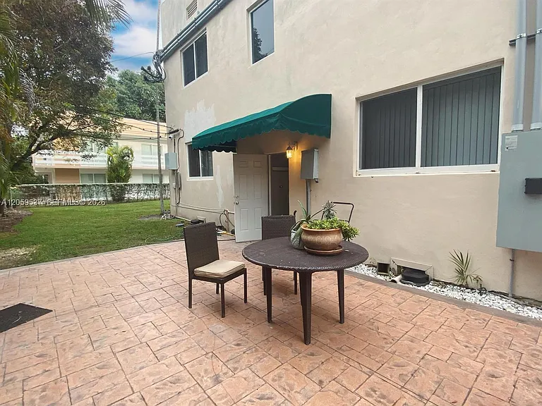 115 Menores Ave #12 — Photo 12
