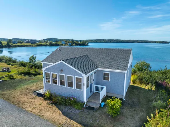 9 County Road, Lubec, ME 04652