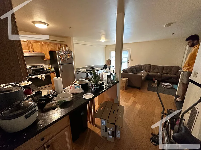 34 Raymond St #195 — Photo 6