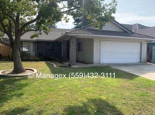 1803 E Shea Dr, Fresno, CA 93720
