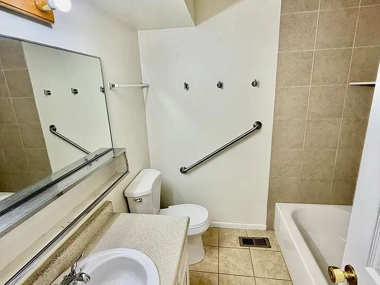 8287 S. Ivy Drive — Photo 9