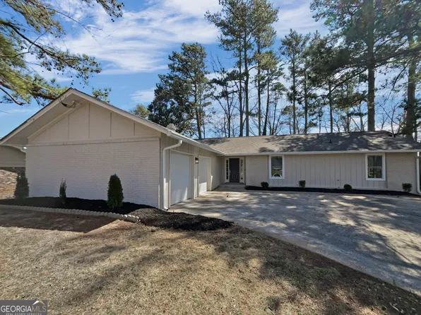 5520 Morning Creek Cir, Atlanta, GA 30349