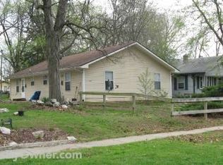 1218 N Rogers Ave, Springfield, MO 65802