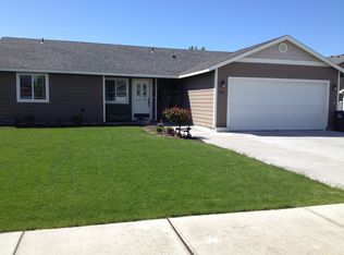 1405 E Greens Loop Rd, Moses Lake, WA 98837