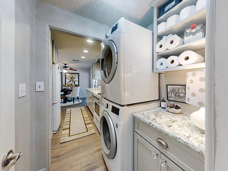 614 Goodwin Ave — Photo 18