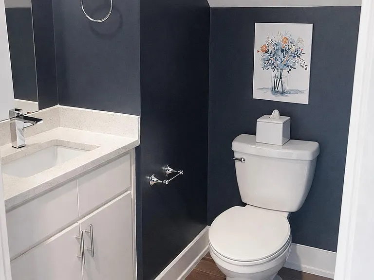 Additional bathroom with updated fixtures