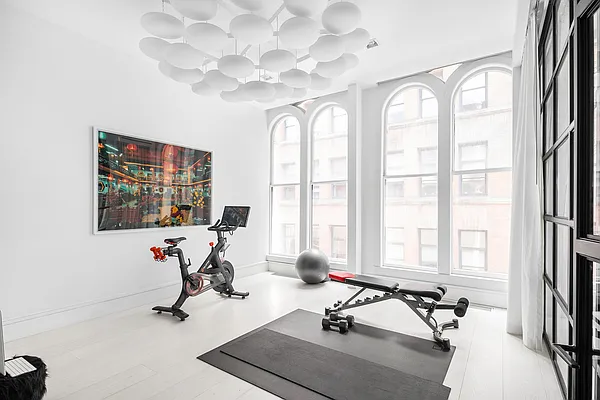 Rented by Compass | media 30