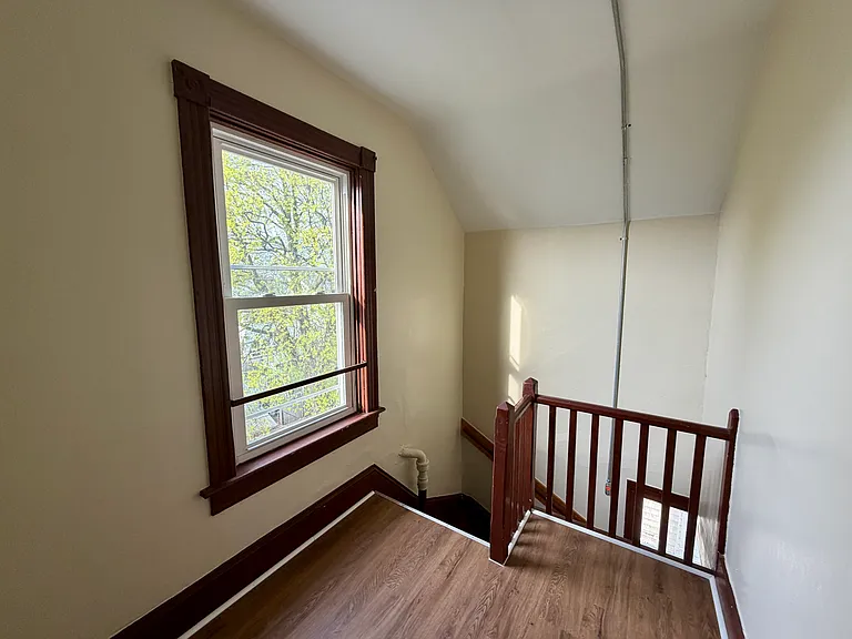 13 Elizabeth St #3 — Photo 13
