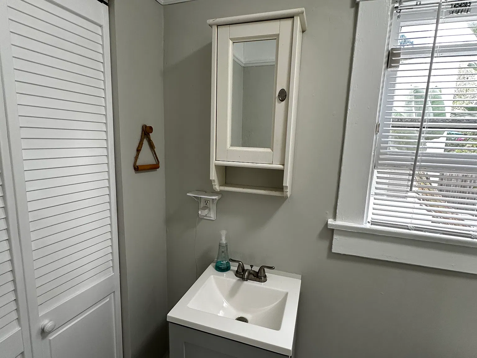 1 bed, 600 sqft, $2,350 — Photo 3