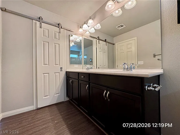 6049 Thistle Meadow Ave — Photo 37