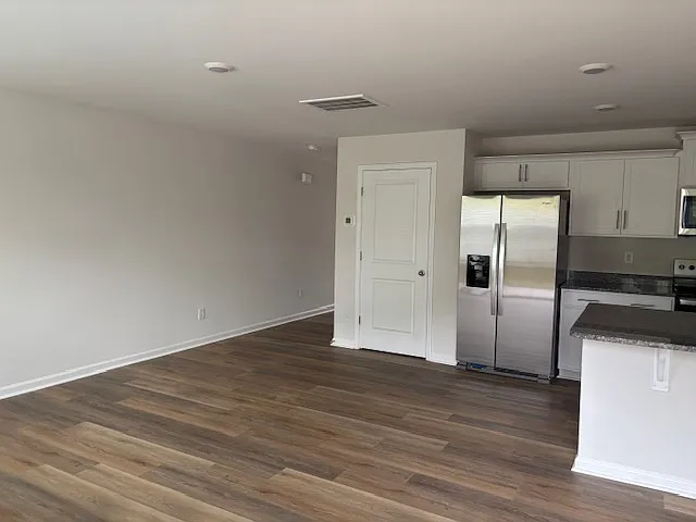 5127 Hyrule Dr — Photo 37