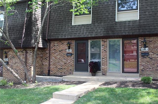 1st image of 200 Braeshire Dr Unit I-0