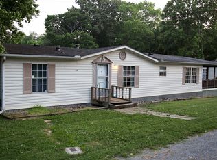 210 Maple St, Adams, TN 37010