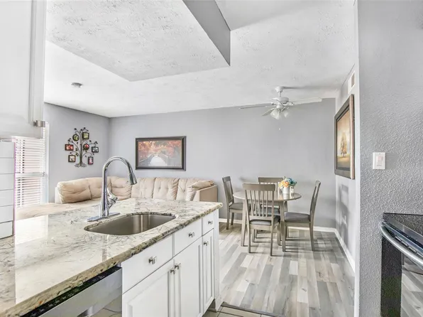 1505 Ward Rd APT 232, Baytown, TX 77520