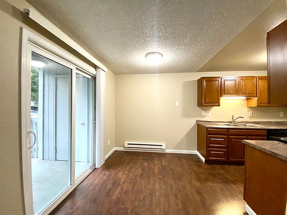 4th image of 12615-12623 Lincoln Ave SW #23-1