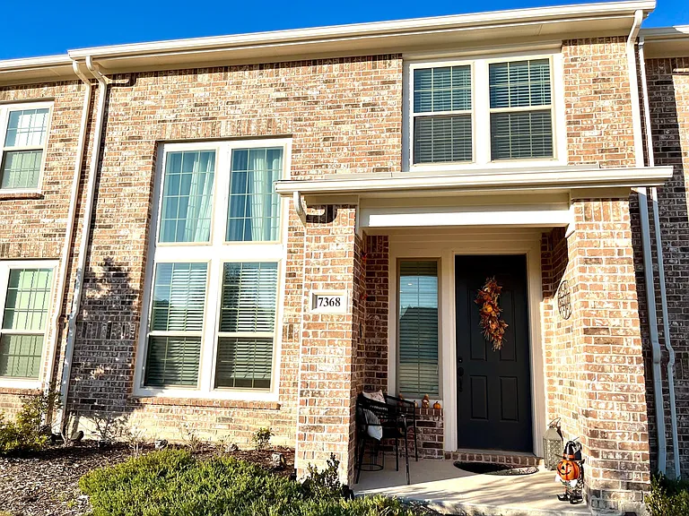7368 Sideoats Gama St — Photo 3